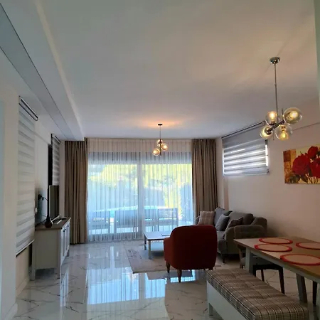Beysvillas - F - * קמר