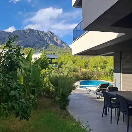 Beysvillas - F - *